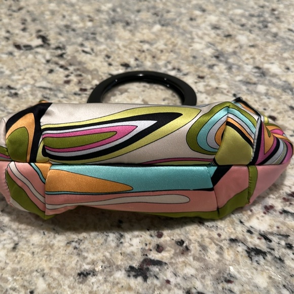 Chic silk designer bag 💕 - Picture 5 of 11